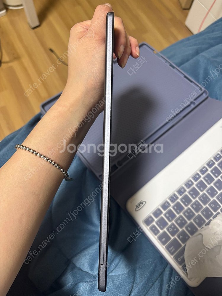 갤럭시 탭 LTE A7 라이트 64GB 판매합니다.--3